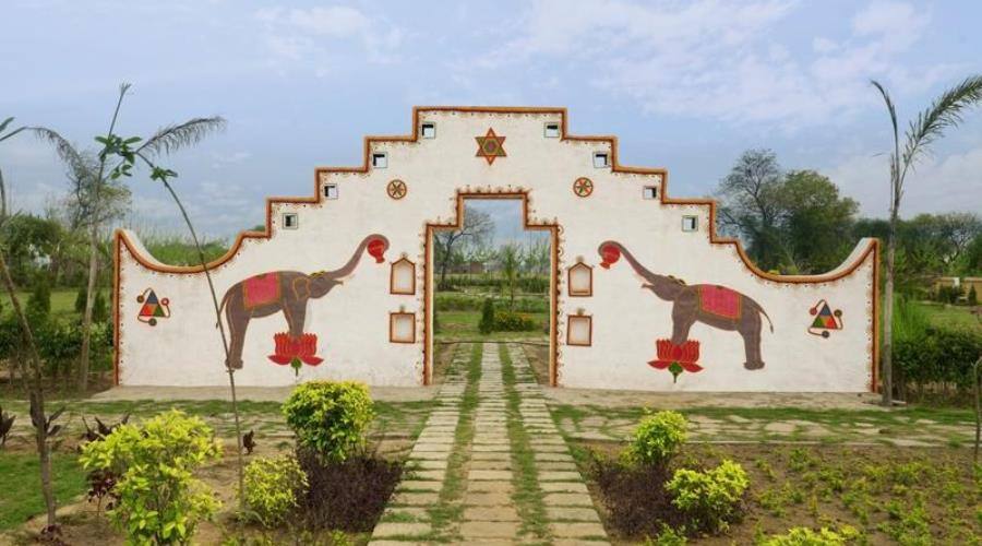 TG Stays LokaraPataudi, Gurgaon 4